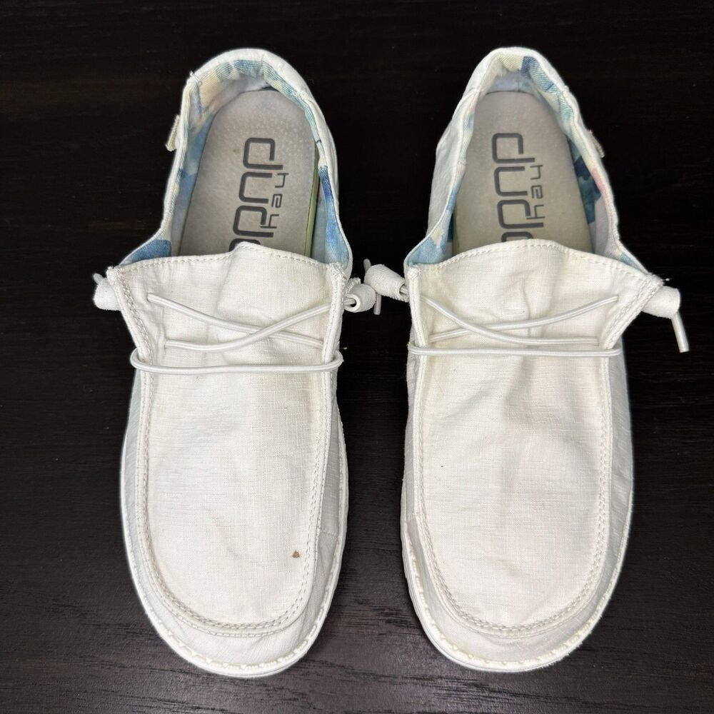 Hey Dude Wendy Silk Moon Slip-On Canvas Loafer Shoes White Women’s Size 8 - Picture 2 of 9
